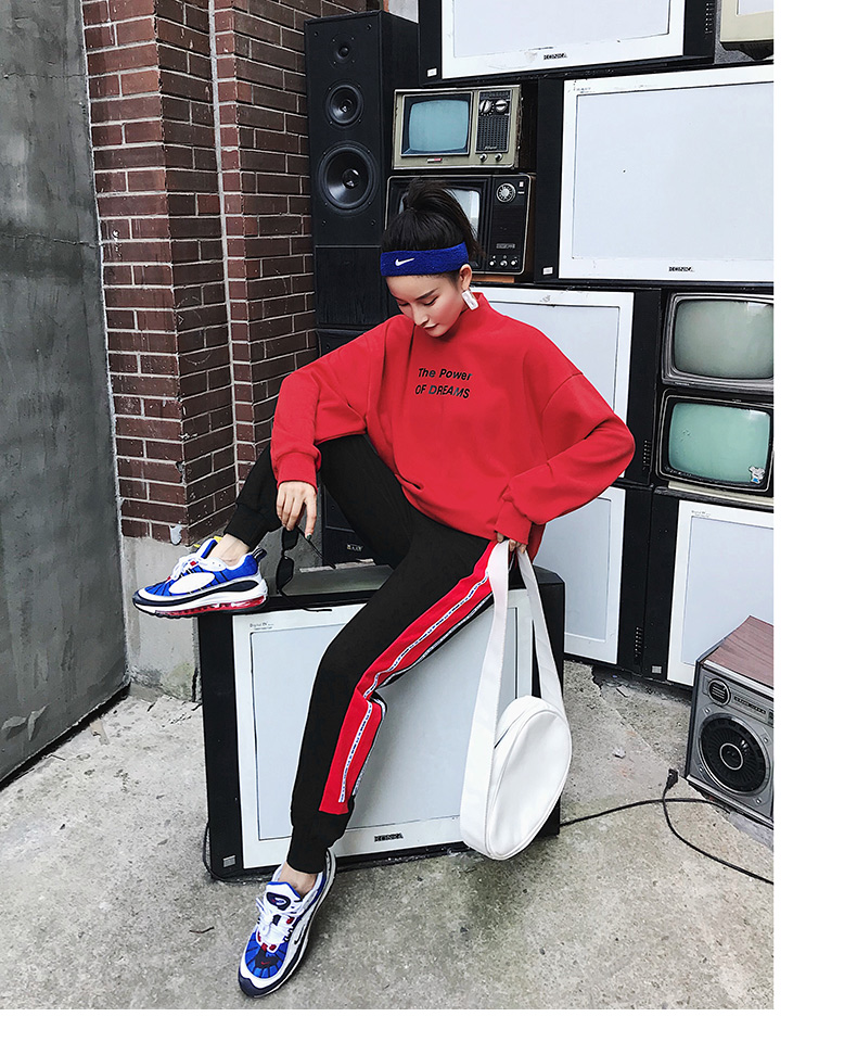 Sweatshirt femme OTHERMIX - Ref 3216469 Image 53