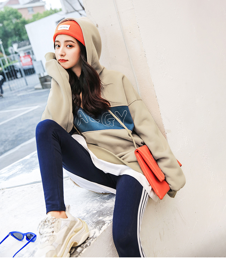 Sweatshirt femme OTHERMIX - Ref 3217011 Image 43