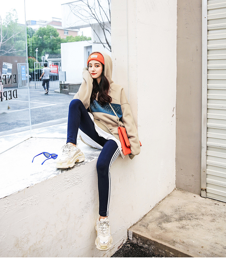 Sweatshirt femme OTHERMIX - Ref 3217011 Image 37