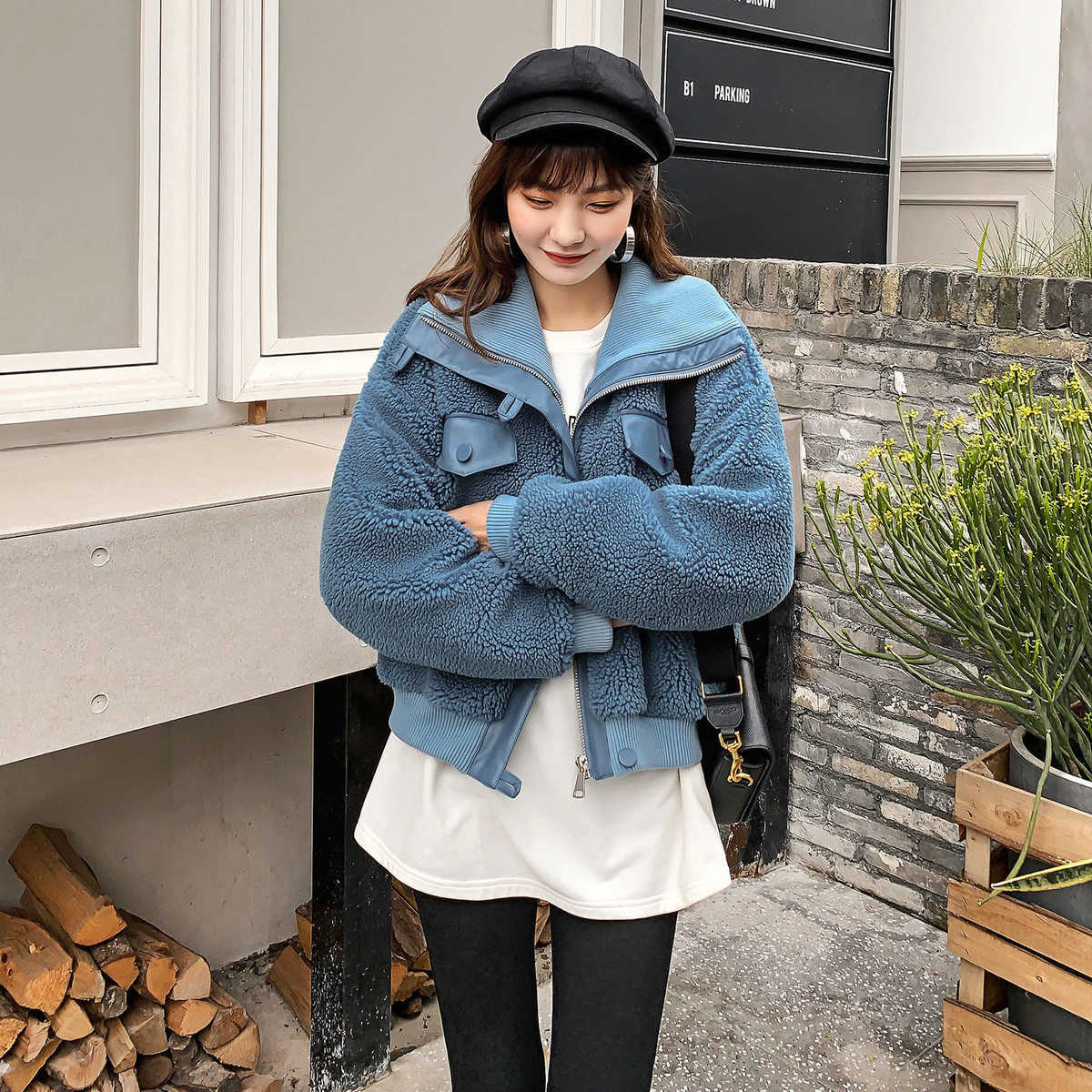 Bảy-mi kẻ sọc giả lông phụ nữ áo khoác 2020 mới mùa đông Hàn Quốc phiên bản zip đục túi ngắn hiển thị thời trang mỏng đầu triều