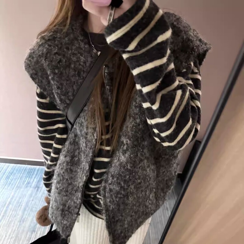 Korean-Style Soft Black Retro Striped Sweater for Women, Autumn and Winter Pullover with a High-End Feel, Loose Fit, Outerwear, Lazy Style Top