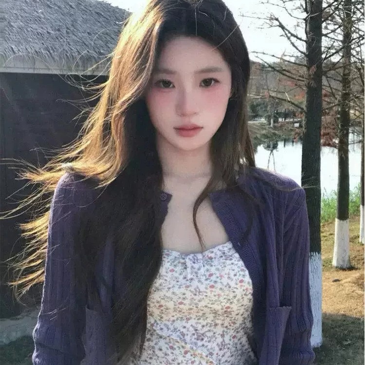 Autumn Ootd Outfit: Purple Knit Cardigan Jacket for Women, Spring and Autumn Korean Style, Paired with a Camisole, Long-Sleeved Outerwear Top Autumn Ootd Outfit: Purple Knit Cardigan Jacket for Women, Spring and Autumn Korean Style, Paired with a Camisole, Long-Sleeved Outerwear Top