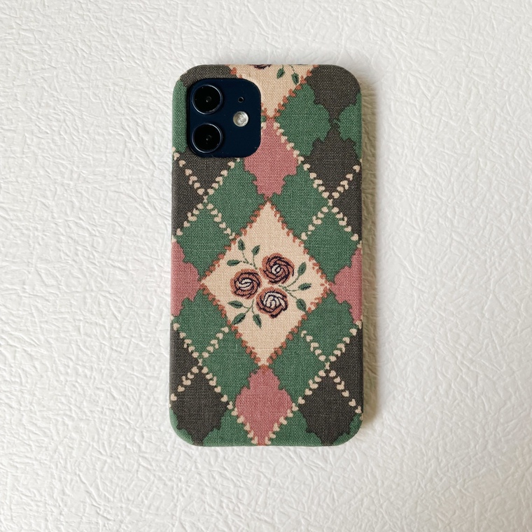 Girls Lattice Pattern Vintage Rose Canvas 15, 14, 13, 12, 11 iPhone Case