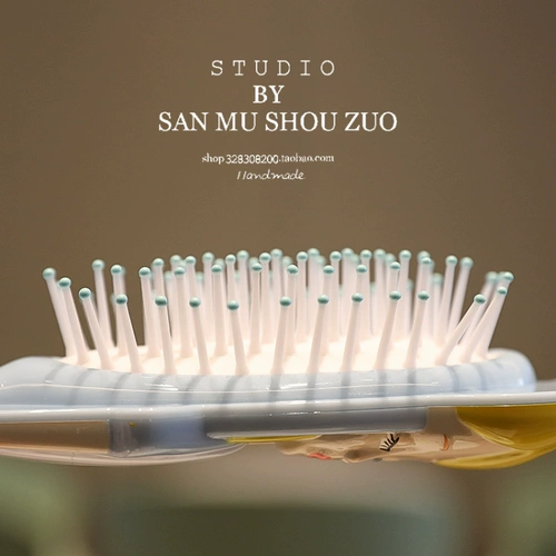 Наряд маленькой принцессы, расческа, милый антистатический кушон, электрическая мультяшная подушка безопасности