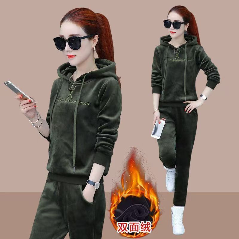 Maxmurny Luxury and Elegant Age-Reducing Spring and Autumn New Velvet Sports Fashion Suit Casual French Sweatshirt Two-Piece Set for Women