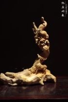 Hubei lobular boxwood handmade clear knife carving solid wood office gift Hotel Club ornaments root carving wood carving ornaments