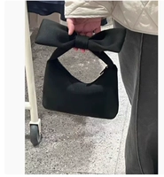 Черный, стиль