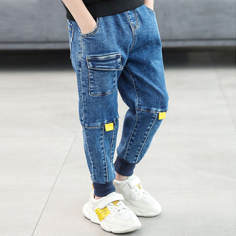 chàng trai áo trẻ em thời trang của mùa xuân và mùa thu váy trẻ em quần jeans trong quần trẻ em lớn của quần trẻ em quần trẻ em.