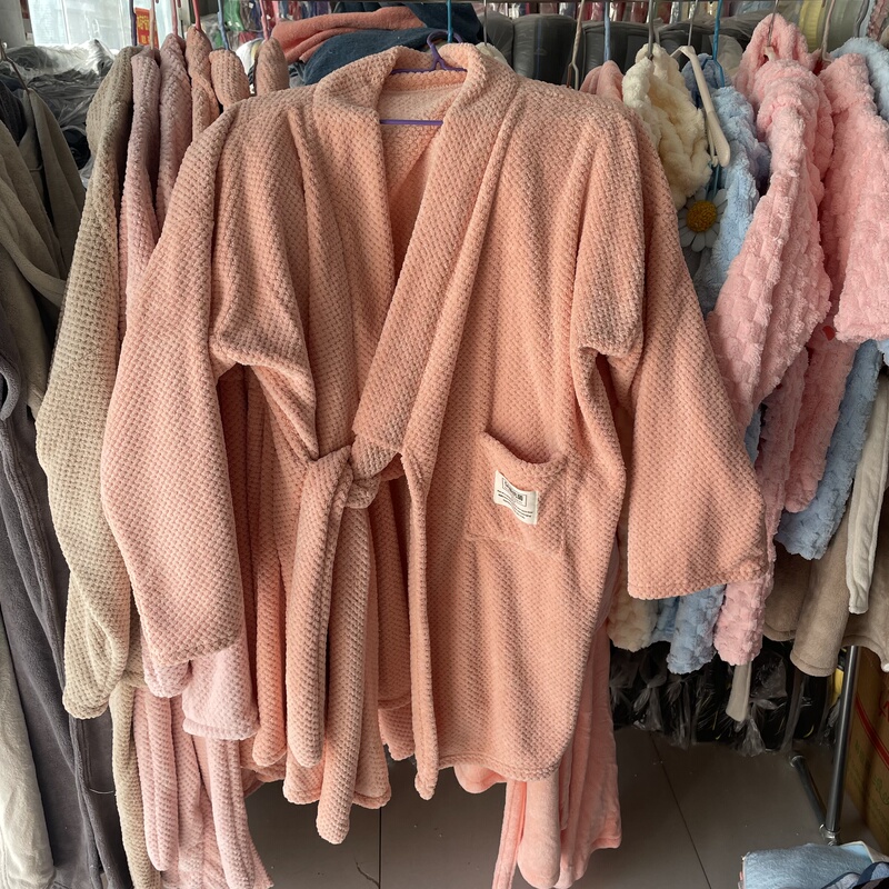 Weixia Brand Antibacterial and Anti-Mite Bathrobe, Anti-Static, Absorbent, Wearable Bath Towel and Bathrobe for Men and Women