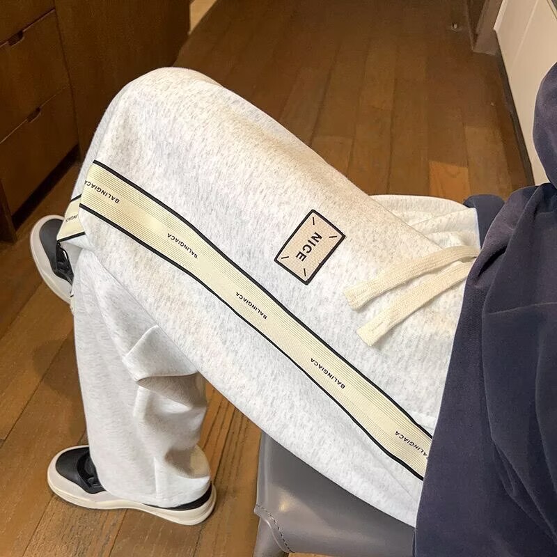 American-Style Sports Pants for Men, Spring, Autumn, and Winter, Fleece-Lined Casual Pants, 2026 New Model, Loose Wide-Leg Straight Sweatpants for Teenagers American-Style Sports Pants for Men, Spring, Autumn, and Winter, Fleece-Lined Casual Pants, 2026 New Model, Loose Wide-Leg Straight Sweatpants for Teenagers