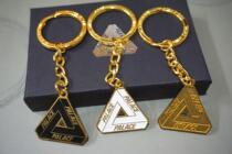 Spot PALACE keychain metal keychain metal triangle hanger accessories