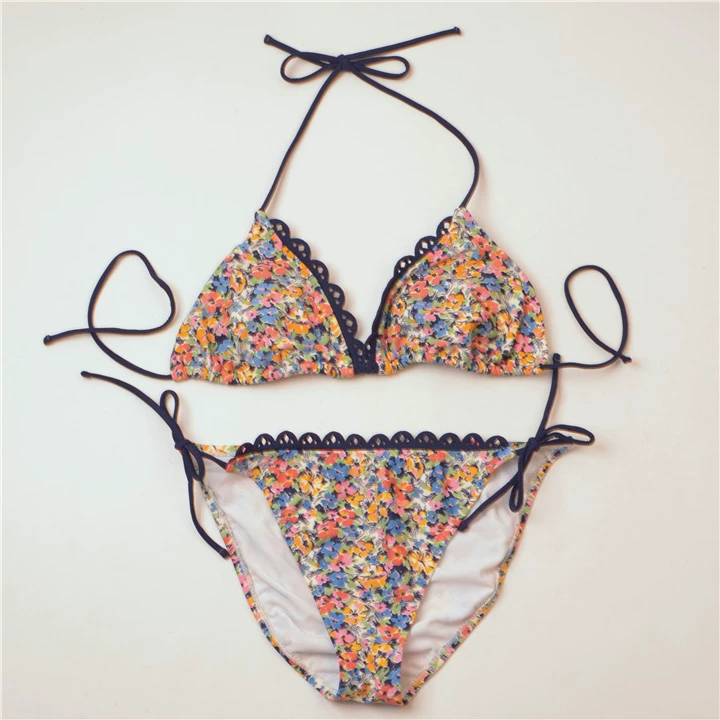 Mỹ Je ** ca mồ côi sexy dây đeo bikini hoa nhỏ bộ bikini bộ đồ bơi phụ nữ - Bikinis