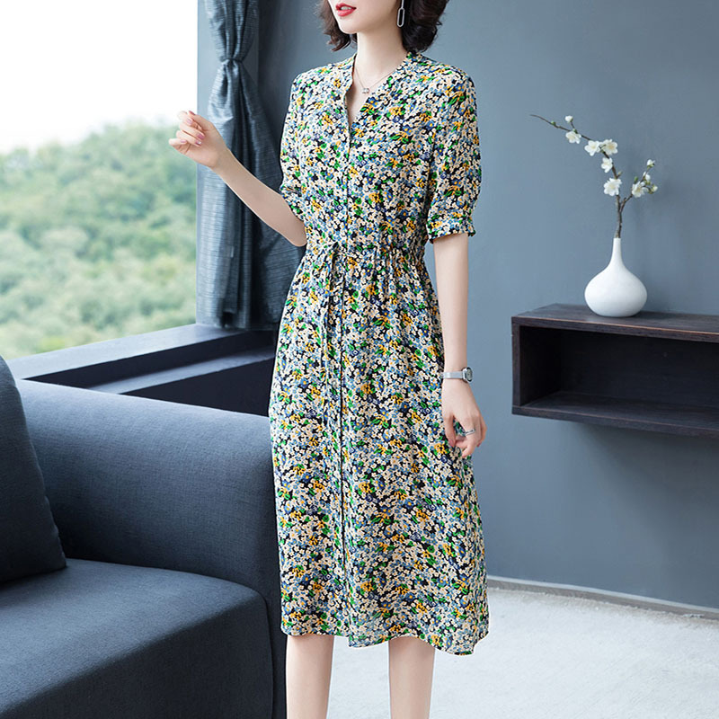 Green Floral Middle-Aged Mother's Dress, Women's Summer New Style, European and American Fashion, Mid-Length Belted Dress, Youthful Style Green Floral Middle-Aged Mother's Dress, Women's Summer New Style, European and American Fashion, Mid-Length Belted Dress, Youthful Style