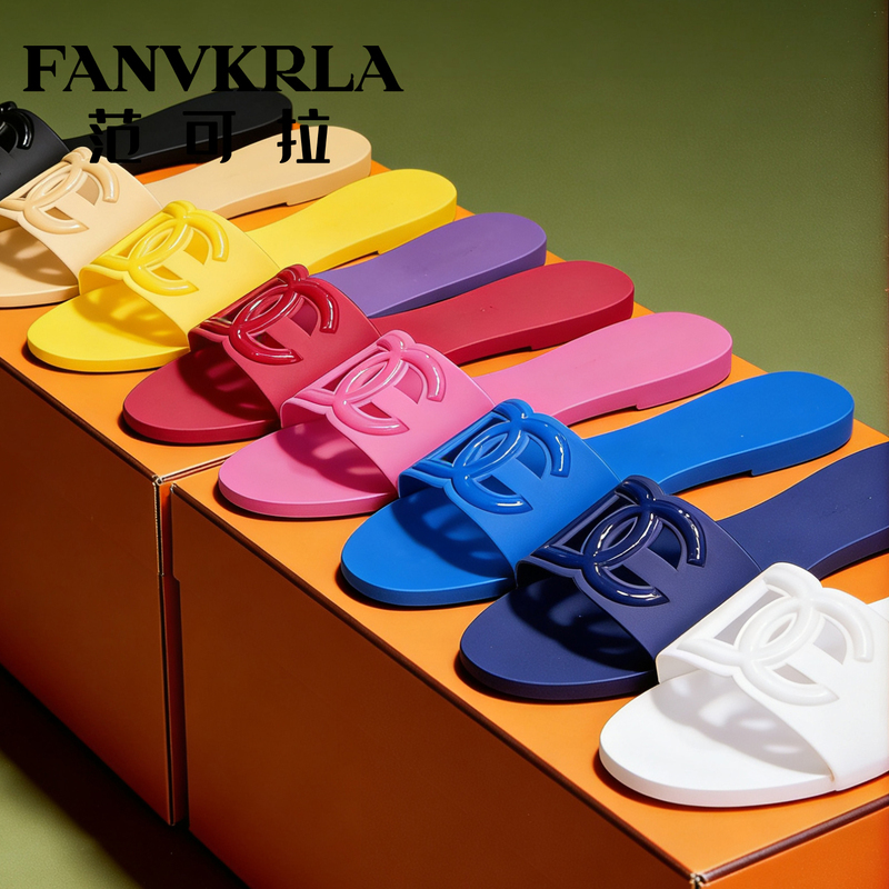 New Flat Sandals, Summer Jelly Shoes, Vacation Beach Fashion, Versatile Outdoor Wear, Non-Slip Slippers