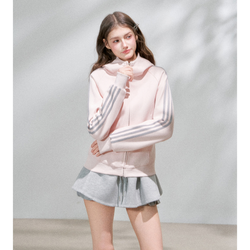 Lady Ideal Light Pink Short Hooded Sweatshirt Jacket for Women, Slim Fit Waist-Cinching Cardigan Lady Ideal Light Pink Short Hooded Sweatshirt Jacket for Women, Slim Fit Waist-Cinching Cardigan