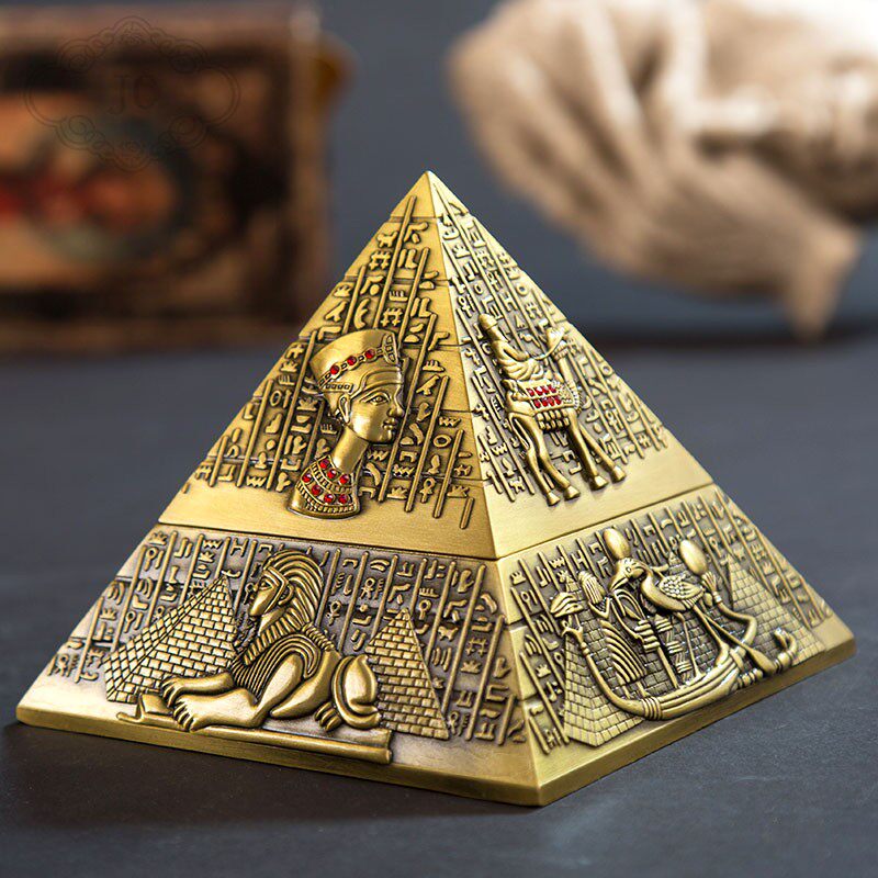 Retro Egypt Pyramid Smoking Ash Trays Home Fashion with lid Living room Alloy Creative Personality Trend Covered Gift