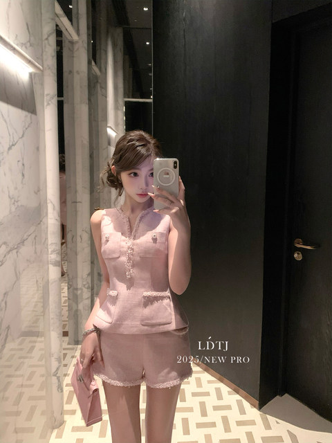 Ldtj Original [Jiangnan Noble Lady] Autumn Style Little Chanel Handmade Beaded Embroidery Sleeveless Top and Shorts Set