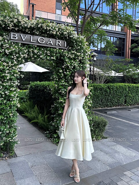 Ldtj Haute Couture Autumn Socialite Hepburn Style French Retro Square Neck Waist-Cinching Dress Strap Slim-Fit Dress