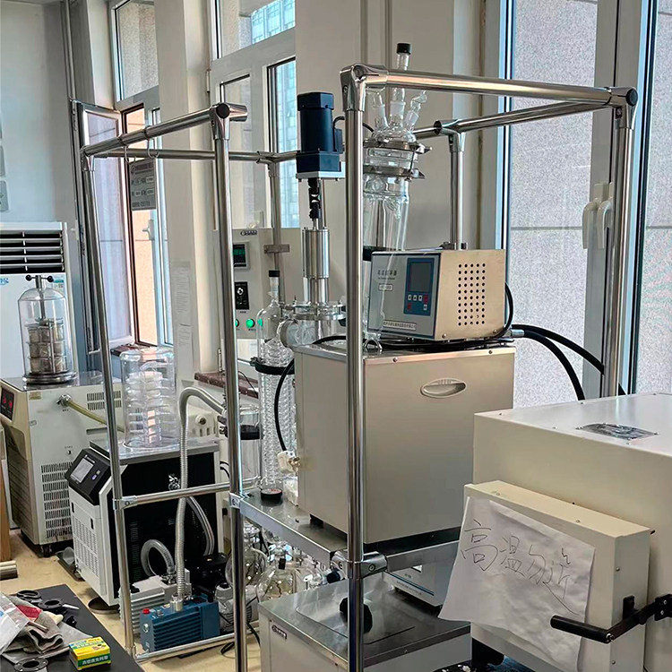 定制刮板薄膜蒸发设备-分子蒸馏实验厂家短程分子-实验室分子蒸馏