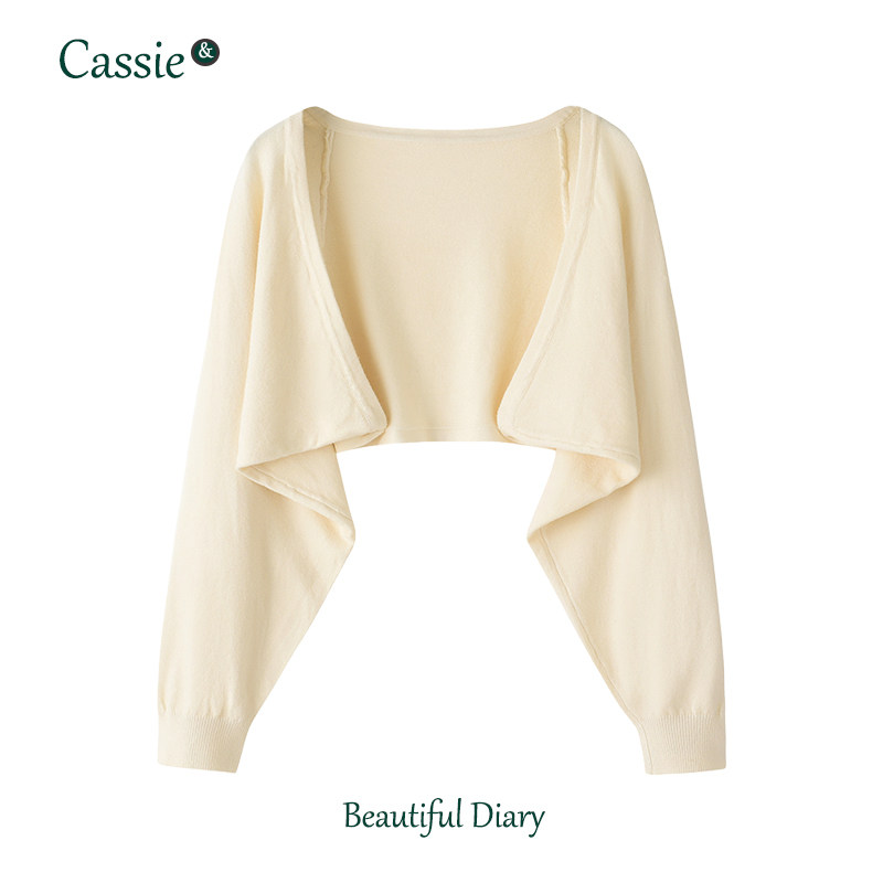 Early autumn knitted cardigan for women, paired with a slip dress, shawl, short batwing sleeve, loose-fitting vest, cover-up.
