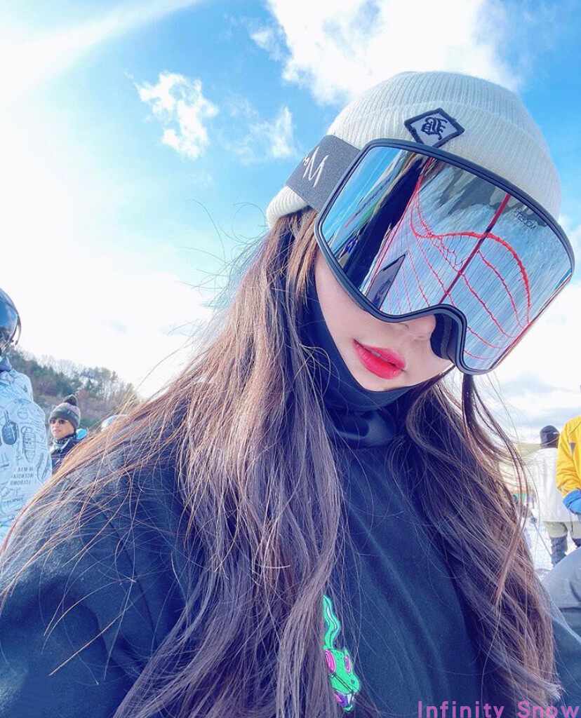 Ski protective face windproof mask South Korea BSR Identical Speed Dry Windproof warm V face Thin face Divine Instrumental single double board