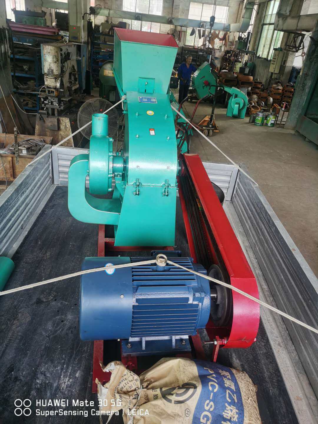 Yuanxia brand 50-28A large fan hammer type large-scale multi-purpose crusher five grains Chinese herbal medicine crusher