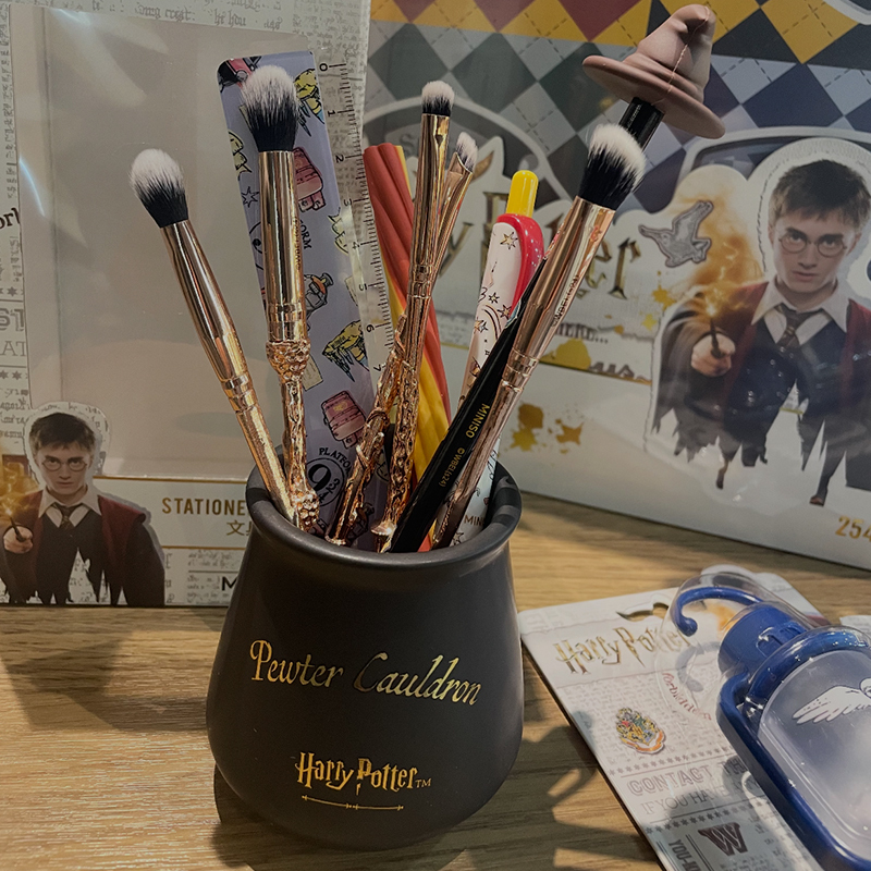 Miniso Harry Potter Series Hogwarts Crucible Stationery Set Neutral Pencil Holder