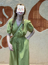 Weizu Yuxia small man in the middle of the green bubble sleeve dress small French temperament and leisure gas reduction