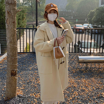 2022 autumn and winter Korean style woolen coat womens loose milk yellow medium and long hooded horn button coat small