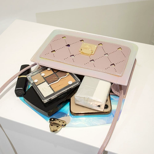 Сумка через плечо, замок, небольшая сумка, коллекция 2021