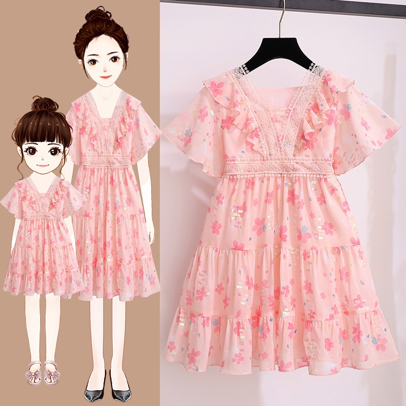 Mother - child clothing and daughter dress 2022 new tide original network red French age reduction fashion snow textile