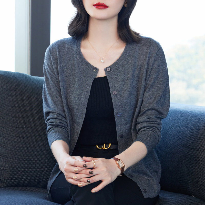 Merino Fine-Spun Ultra-Fine Mercerized Wool Sweater for Women, Thin Round-Neck Knit Cardigan, Plus-Size Outerwear, Sun Protection Air-Conditioning Shirt