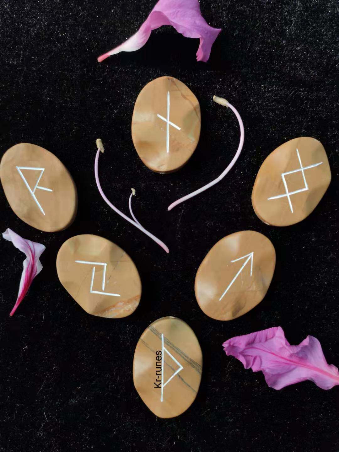 Antelope Valley-the natural river stone Luen such as Niishi