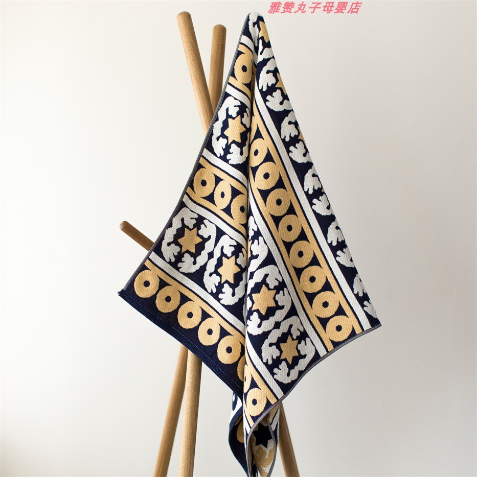 Yazan) Maruko new bath towel cotton cartoon unisex long bath towel absorbent and durable