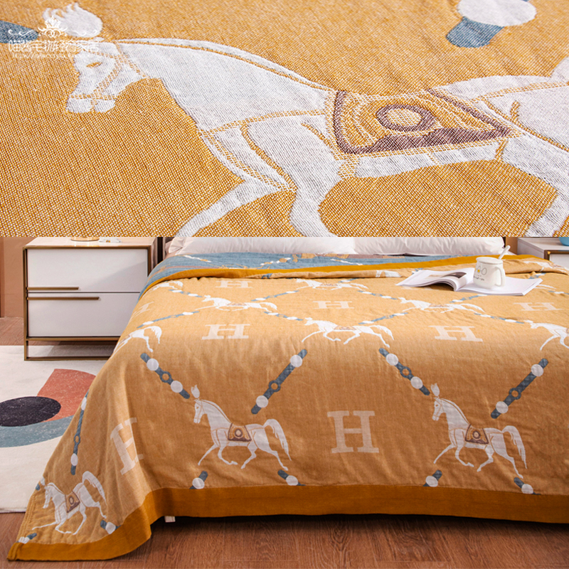 American summer pure cotton comfortable four-layer cotton air-conditioning blanket towel single double sofa blanket nap multi-functional blanket