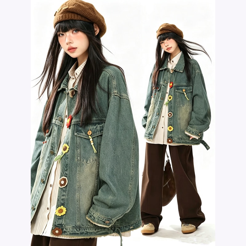 Autumn and Winter Retro Floral Button Denim Jacket for Men and Women, Loose-Fitting Niche Design, American High Street Style Jacket Autumn and Winter Retro Floral Button Denim Jacket for Men and Women, Loose-Fitting Niche Design, American High Street Style Jacket