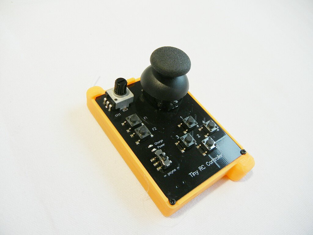 Payne Tiny control can be operated with one hand, cigarette case size, trouser pocket, car and boat remote control model