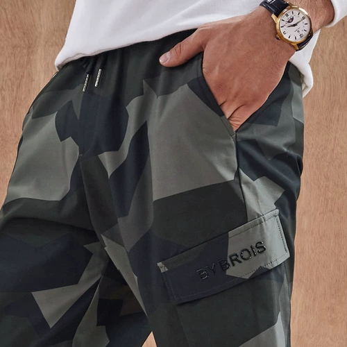 Осенние трендовые камуфляжные штаны