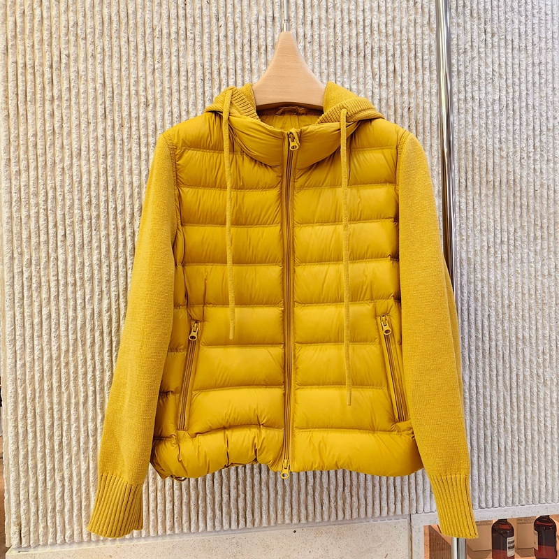 [Same Style as in the Store] Women's Goose down Jacket with Knitted Sweater Sleeves and Hooded Short down Jacket, Winter 2026 C61026