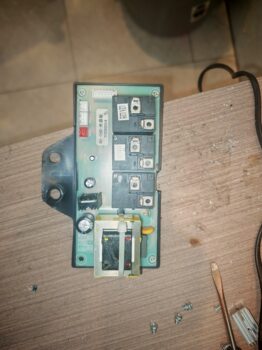 Suitable for Rongsheng Rzb30-B2S Electric Water Heater Rs-05D-Electronic Control Board Power Board Motherboard Computer Board Screw Type