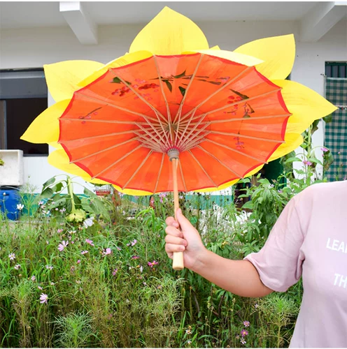 Танцевальные реквизиты под подсолнутые зонтичные игры церемония открытие танцевального исполнения взрослые сцены