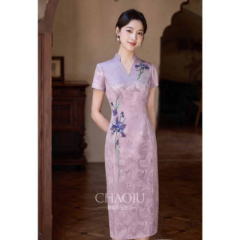Trendy Purple Plus-Size Cheongsam, Very Flattering for Chubby Women, Petite Mothers' Formal Dress, Suitable for Mother-In-Law's Wedding Banquet, Can Be Worn Casually