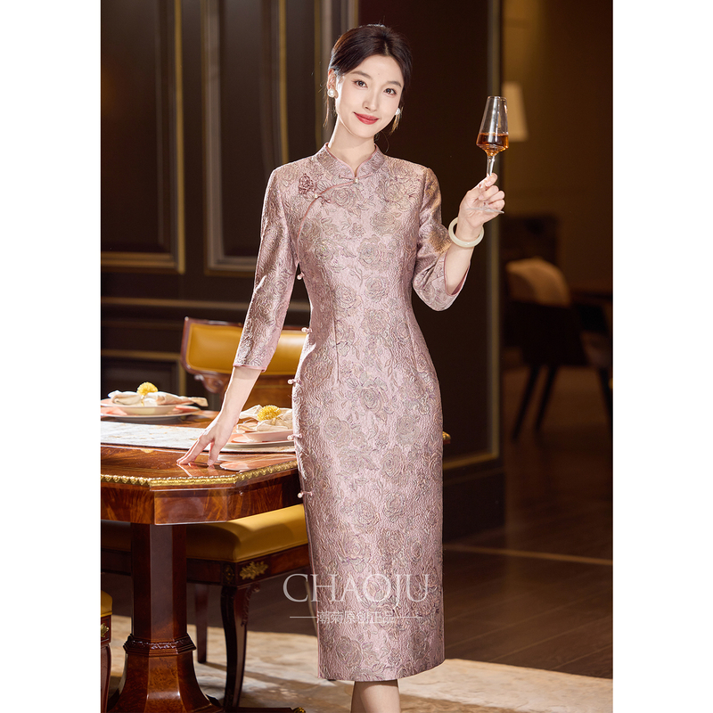 Mother's Wedding Banquet Dress, Purple Cheongsam, Long-Sleeved, High-End Silk, Mulberry Silk, Mother-In-Law's Wedding Banquet Dress, Can Be Worn Casually Mother's Wedding Banquet Dress, Purple Cheongsam, Long-Sleeved, High-End Silk, Mulberry Silk, Mother-In-Law's Wedding Banquet Dress, Can Be Worn Casually