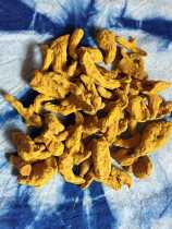 ten Azerbaijan craftsmanship plant dye straw wood dyeing yellow dye turmeric Chinese herbal medicine a catty