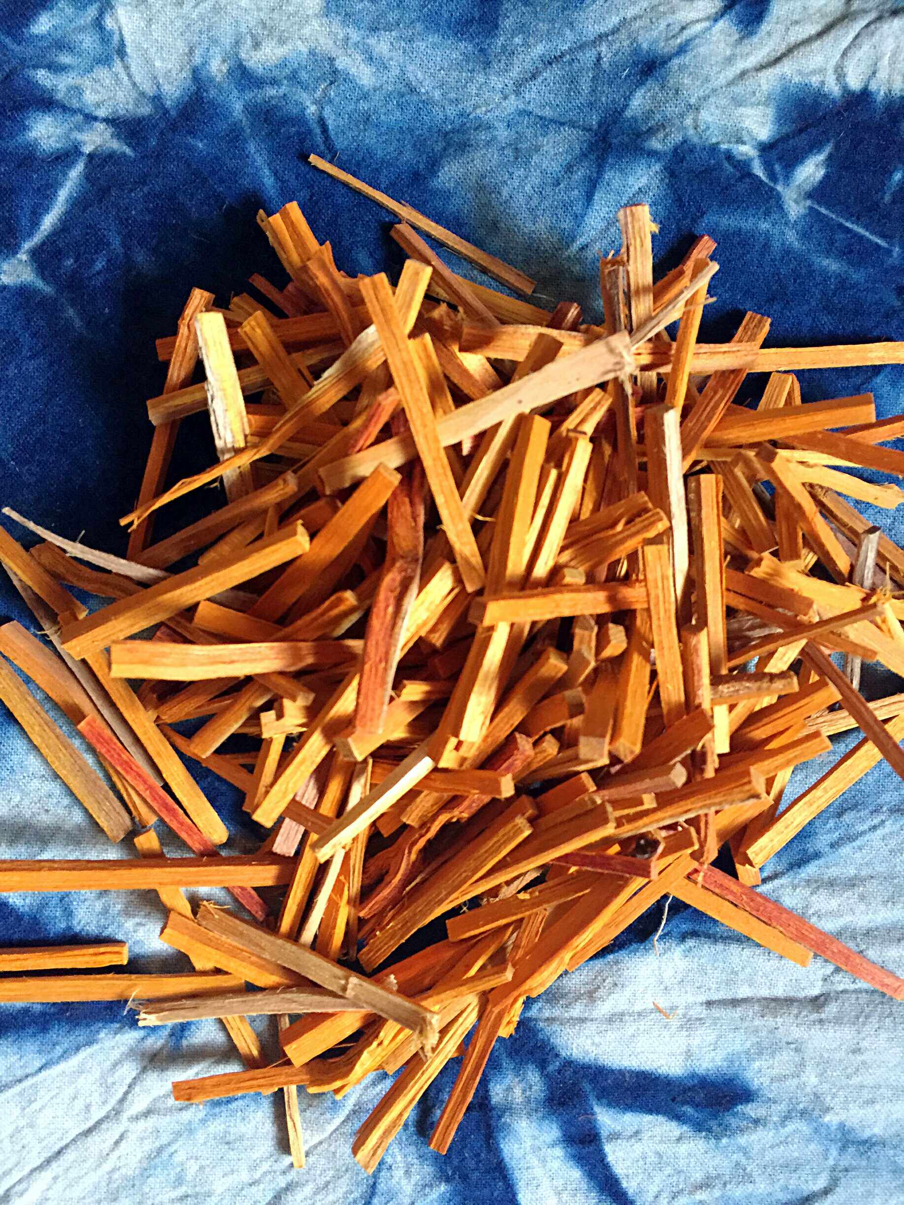 ten Azerbaijan craftsmanship pure natural plant dye Sumusuimitation red dye a catty