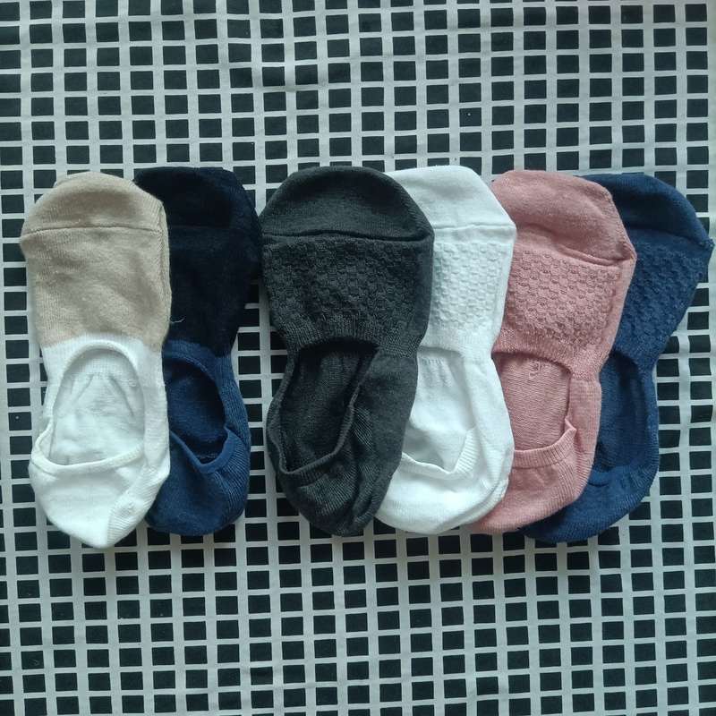 5 Pairs of Export Inventory Japanese-Style Cotton Blend Breathable Silicone Invisible Socks for Men and Women, Low-Cut Socks, Boat Socks, Size 38-41, Wear-Resistant