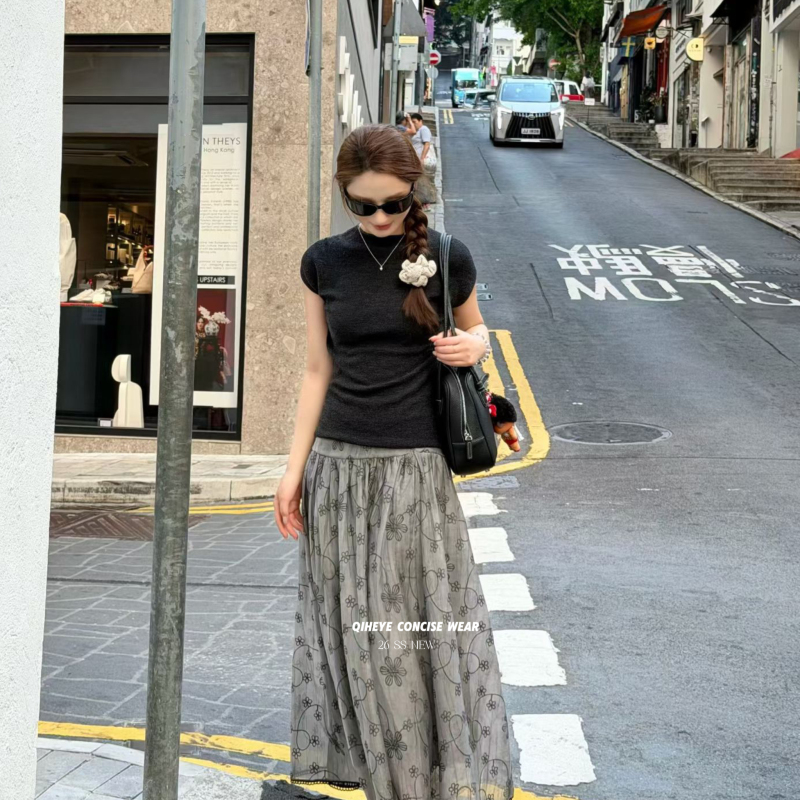 Qiheye Gray Embroidered Floral Skirt for Women, Summer Tencel Drapey Large Hem Skirt, Loose Slimming Gauze Long Skirt