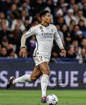 23-24 Real Madrid jersey No. 5 Bellingham No. 10 Modric player version football uniform IA5139