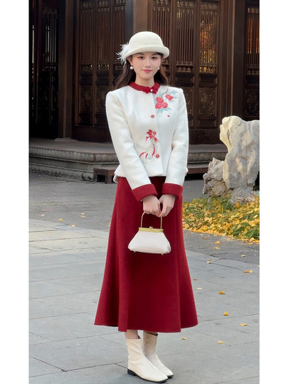 GERTCOREL2025: Новинка зимы – костюм из пуховика и юбки в китайском стиле с вышивкой для женщин, элитное платье-трансформер