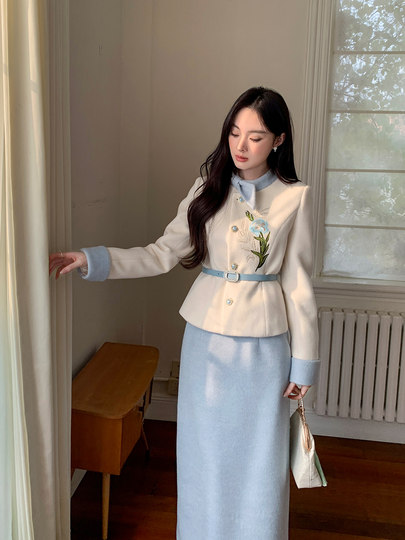 GERTCOREL2025: Новинка зимы – элитный костюм в китайском стиле с тяжелой вышивкой, пуховик и юбка для женщин